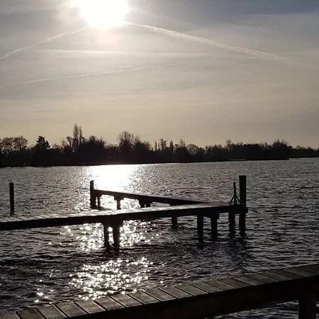 Houseboat Little Poel House Hotel 3*
